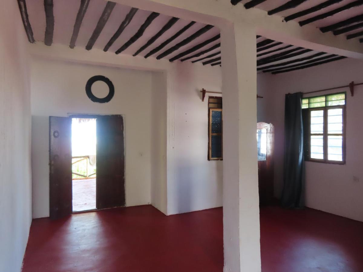 Jacob'S Inn Джамбиани Екстериор снимка